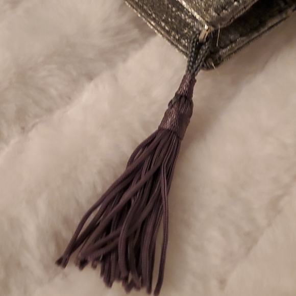 Brand New w/o Tag - Taffeta Silk Make up - Purse - Picture 3 of 4